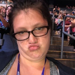 Meet your Posher, Sam